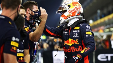 GP Abu Dhabi, Verstappen: "Bene la pole, sfidiamo le Mercedes"