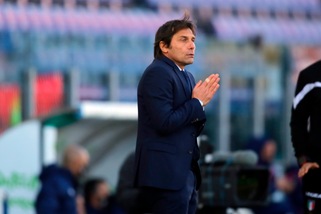 Inter, Conte: "Stiamo sott'acqua e con l'elmetto. Piano B? Ve lo spiego"