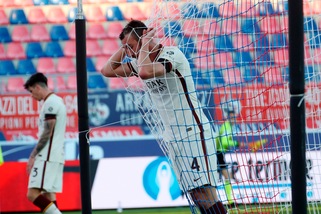 Roma, Cristante fermato per un'espressione blasfema: salta il Torino
