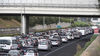 Neopatentati, Fondazione ANIA regala 500 dispositivi satellitari per la sicurezza stradale