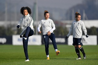 Champions, la Juve a Lione: serve un'impresa per gli ottavi