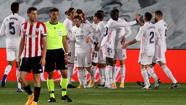 Liga, il Real Madrid stende l'Athletic Bilbao: decisivo Benzema con una doppietta