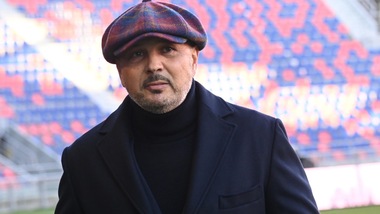 Bologna, Mihajlovic "Orsolini sta bene ma parte dalla panchina"