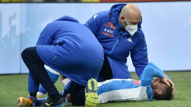 Infortunio Mertens, nel Napoli si teme una lesione ai legamenti