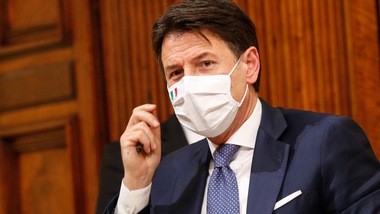 Decreto Natale: Conte spiega tutte le misure