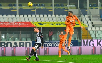 Parma-Juventus 0-2: dopo 45' Kulusevski apre, poi CR7 prende Pelè