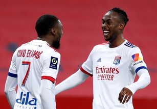 Il Lione di De Sciglio torna in vetta in attesa di Lille-Psg: poker al Nizza