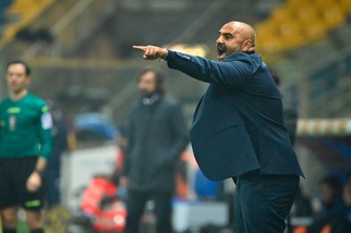 Parma, Liverani: "Abbiamo pagato fisicamente l'uno-due della Juve"