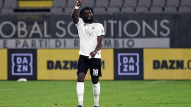 Spezia, Nzola l'antipersonaggio punta l'Inter: un gol da ogni tiro