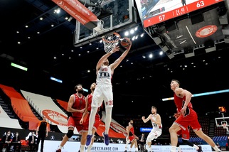 Eurolega, Milano sconfitta al Forum: passa il Baskonia 84-79