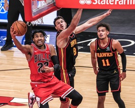 Nba, Gallinari e Melli vincono al debutto: 13 punti per la stella degli Hawks
