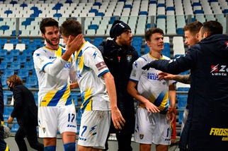 Covid, focolaio nel Frosinone: altri 9 positivi
