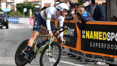 Ciclismo, la FCI organizza un Giro d'onore virtuale per le vittorie azzurre del 2020