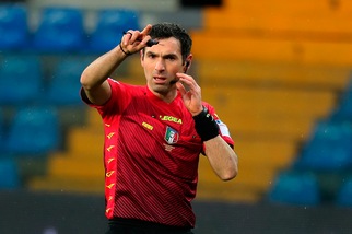 Serie B, gli arbitri: Monza-Salernitana a Sacchi. Irrati per Chievo-Venezia