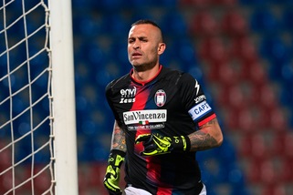 Crotone, Cordaz: "Strada in salita fino alla fine"