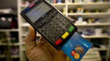 Cashback, clamorosa beffa: i soldi sono da restituire a Bruxelles