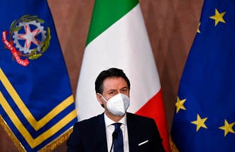 Conte: "Confido in vaccinazione di massa, ma non obbligatoria"