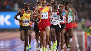 Atletica, Heino aggiorna il record dell'ora