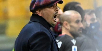 Bologna, Mihajlovic: "Tifosi allo stadio a marzo. Orsolini non gioca col Benevento"