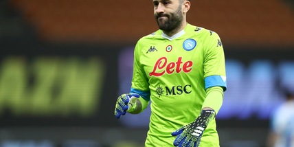Napoli, si ferma Ospina: salta Crotone e Juve