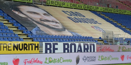 Fiorentina, la città non dimentica: un murale per Astori