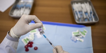 Perché l'Olanda ha sospeso il vaccino AstraZeneca per tutti