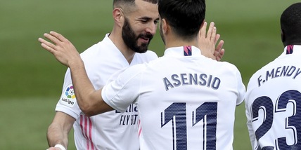 Liga, Real a -3 dall'Atletico: Asensio e Benzema piegano l'Eibar