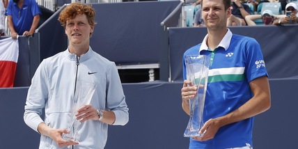 Sinner sconfitto in finale: Hurkacz vince il Miami Open