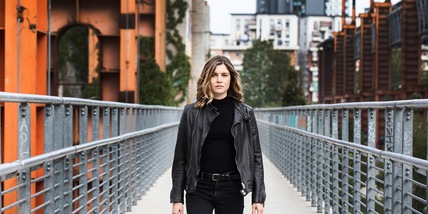 Vittoria Puccini vittima di cat calling: "Violenza e disagio"