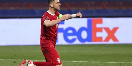 Dopo la fascia di Ronaldo, all'asta gli scarpini di Mitrovic