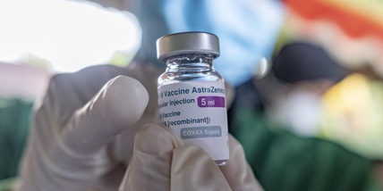 Vaccini, Ema: "Chiesti altri studi ad AstraZeneca"