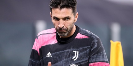 Juventus, gioca Buffon: «Pirlo ha parlato con Szczesny e hanno deciso così»