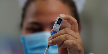 Vaccini Covid: Moderna e Pfizer proteggono per 9 mesi