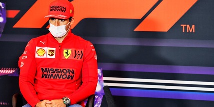 F1, Sainz: "Ho analizzato come guida Leclerc, gira fortissimo"