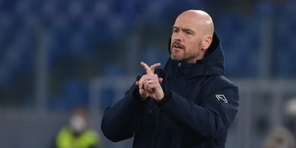 Ajax, Ten Hag non ci sta: "Danneggiati dall’arbitro"