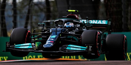 F1, Gp Imola: incidente tra Russell e Bottas, bandiera rossa