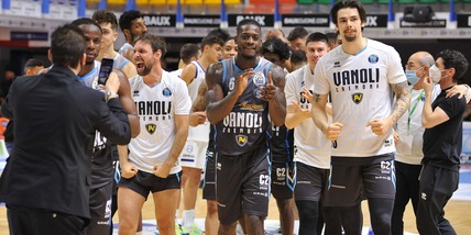 Brindisi ko con Cremona e mancato aggancio in vetta. Sorride Venezia