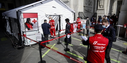 Covid, il bollettino odierno: 8.864 positivi e 316 vittime