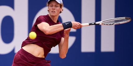 Barcellona, Sinner vince e vola ai quarti: Bautista ko