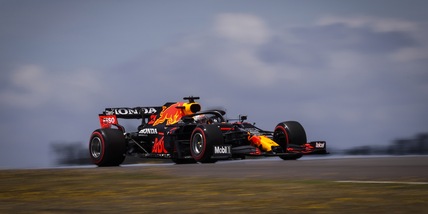 F1 Portogallo: Verstappen davanti nelle libere 3, sesto Leclerc