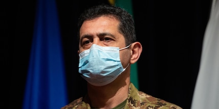 Figliuolo sui vaccini: “Apriamo a tutte le età solo dopo gli over 65”