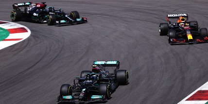 F1, Gp Portogallo: Hamilton vince davanti a Verstappen. Leclerc è 6°