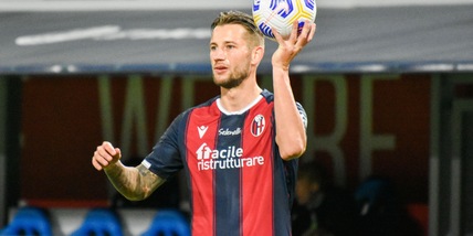 Bologna, Sansone e Dijks in gruppo. Medel e Santander a parte