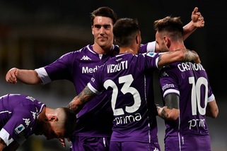 Fiorentina-Lazio 2-0: Vlahovic cecchino, è doppietta