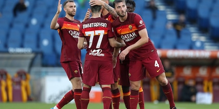 Roma-Crotone 5-0: Mayoral-Pellegrini show, Fonseca torna 7°