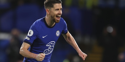 Eurogol di Cavani, Jorginho e Rudiger trascinano il Chelsea