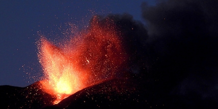 Etna news: ancora eruzione notturna da cratere di Sud-Est