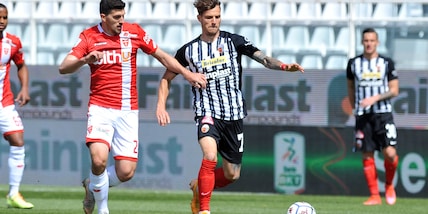 Ascoli, rinnovo del contratto per Buchel