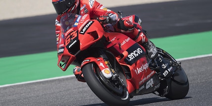 MotoGp, Gp Italia: Bagnaia comanda le FP3, Rossi ancora lontano