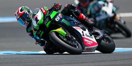 Superbike: Rea trionfa in Gara 2 all'Estoril, caduta per Redding